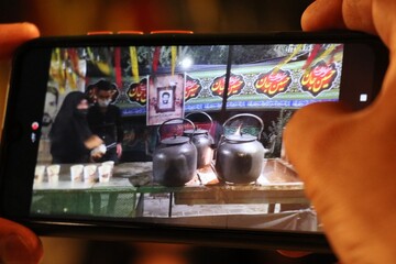 ادامه خدمت رسانی مواکب شهید قاجاری در بین الحرمین شیراز