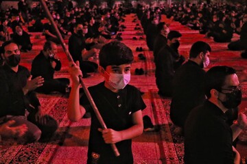 تصاویر/ عزاداری مردم یزد در مدرسه مدینه العلم کاظمیه