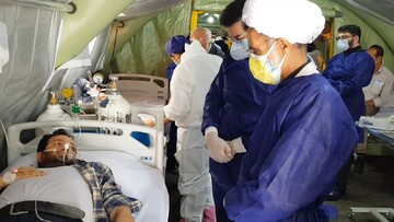 امام جمعه شهرکرد به بیمارستان صحرایی کرونایی رفت + عکس