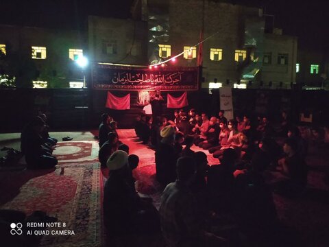 تصاویر/حال و هوای مدرسه علمیه امام صادق (ع) قروه در ایام محرم