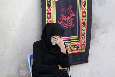 تصاویر / حال وهوای مراسم عزاداری در کوچه ومنزل شهیدان استان قزوین