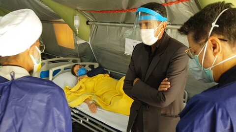 حضور امام جمعه شهرکرد در  بیمارستان صحرایی  بیماران کرونایی