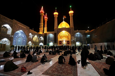 تصاویر/ حال وهوای حرم کریمه اهل بیت (ع) در شب تاسوعای حسینی