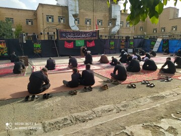 تصاویر/ مراسم عاشورای حسینی در مدرسه علمیه امام صادق (ع) قروه