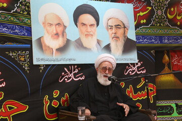 امام حسین (ع) در روز عاشورا زیر بار ذلت و خواری نرفت