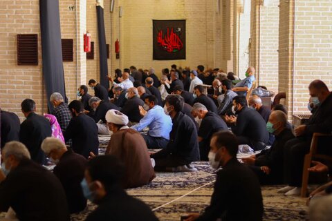 تصاویر / برگزاری مراسم نماز جمعه قزوین در ایام ماه محرم