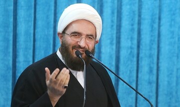 حضرت زهرا (س) بنیانگذار جهاد تبیین در یک پیچ تاریخی بودند | عشق به اهل بیت(ع) شناسه ملی کشور است