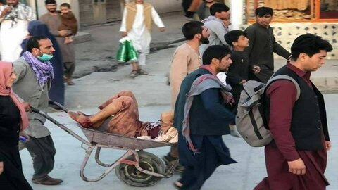 کابل ایئرپورٹ کے باہر دھماکا، بچوں سمیت 13 افراد جاں بحق