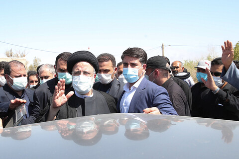 تصاویر/ دیدار صمیمی رئیس جمهور با مردم عشایر دشت آزادگان