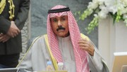 أمير الكويت وولي عهده يعزيان بوفاة  آية الله الحكيم