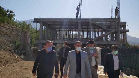 بازدید استاندار از شهر زلزله زده سی سخت