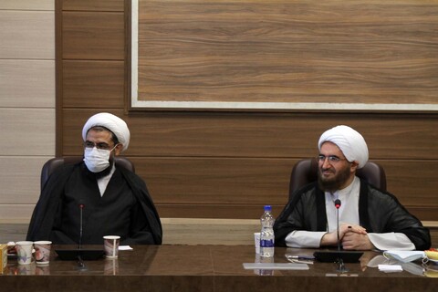 تصاویر / نشست ائمه جمعه استان همدان با رئیس شورای سیاست گذاری ائمه جمعه