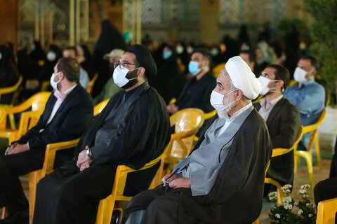 تصاویر / تجلیل از قاریان مسابقات قرآنی توسط امام جمعه قزوین