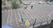 کلیپ | توزیع ۲۰۰ بسته معیشتی توسط گروه جهادی انصارالمهدی مدرسه علمیه امام خمینی ارومیه