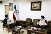 بازدید آیت الله حسینی بوشهری از مرکز خدمات حوزه های علمیه