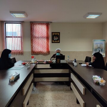 آثار توکل در بُعد فردی و اجتماعی از منظر قرآن و روایات بررسی شد