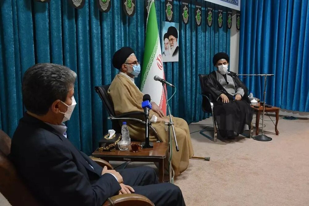 دیدار وزیر اطلاعات با امام جمعه ارومیه + عکس