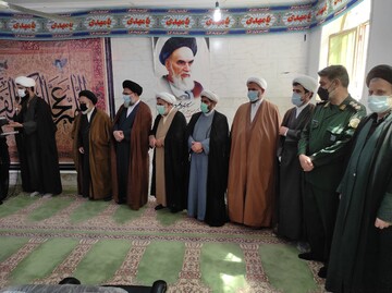 ایران، آمریکا را از اریکه قدرت به زمین کشید