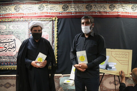 تصاویر / مراسم رونمایی از کتاب زندگینامه شهید مکیان در گلزار شهدای قم