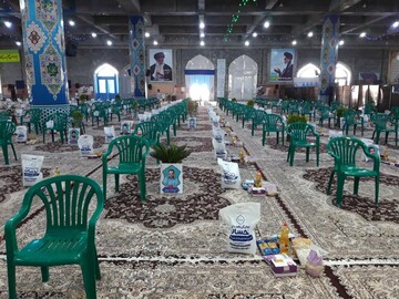 آغاز توزیع ۱۴۰۰ بسته معیشتی بین نیازمندان کاشان