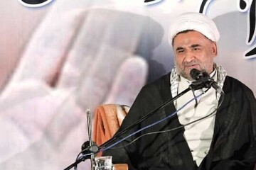 حوزویان، پاسداران و علمداران حکومت اسلامی اند