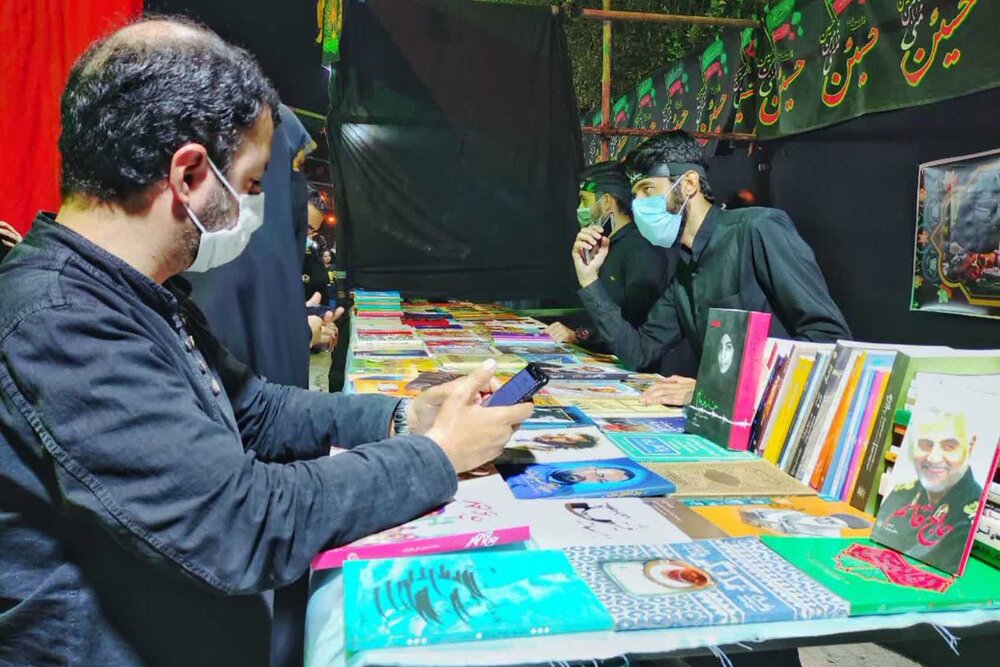 برپایی موکب های اربعینی در شهر یزد + عکس