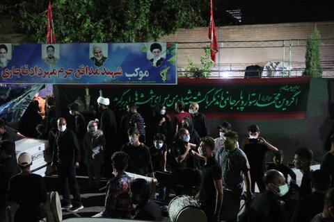 تصاویر| عزاداری شب اربعین حسینی در بین الحرمین شیراز