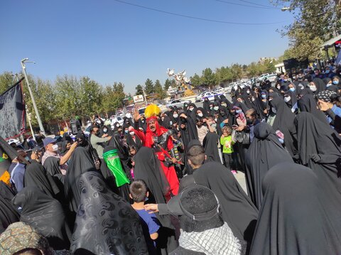 مراسم پیاده روی جاماندگان حسینی در شهر یاسوج برگزار شد