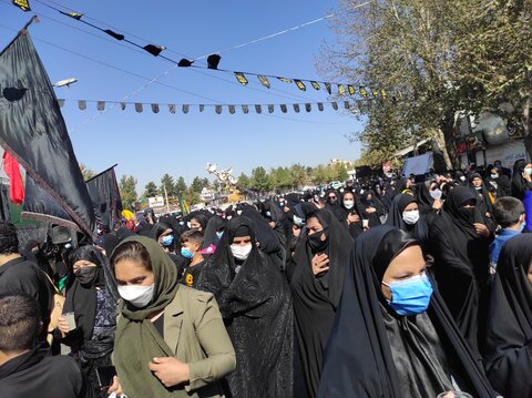 مراسم پیاده روی جاماندگان حسینی در شهر یاسوج برگزار شد