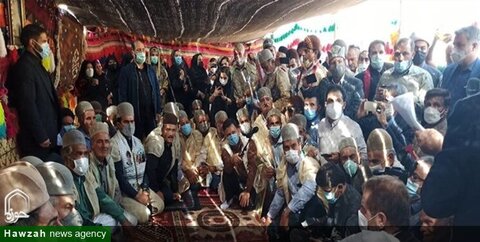 بالصور/ زيارة الرئيس الإيراني لعشائر منطقة "غرغو" لمدينة ياسوج وسط إيران