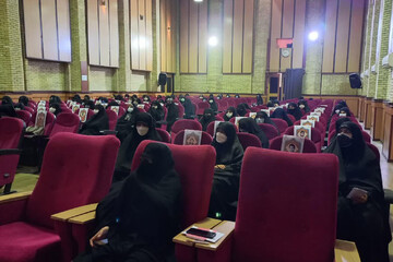 نگهبانی از دین خدا وظیفه طلاب است