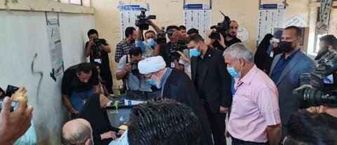 حضور مسئولین و شخصیت های سیاسی عراق در پای صندوق رأی