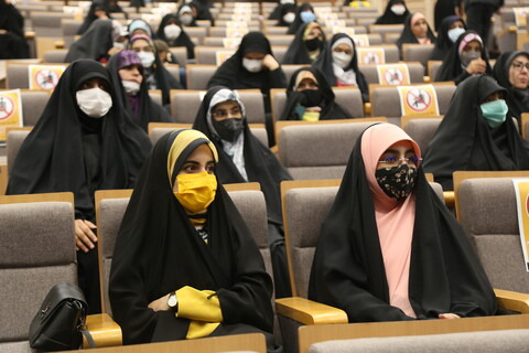 تصاویر / آئین تجلیل از طلاب و روحانیون جهادی در بحران کرونا