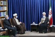 بالصور/ ممثل السلطة القضائية في إيران يلتقي بمدير الحوزات العلمية بقم المقدسة