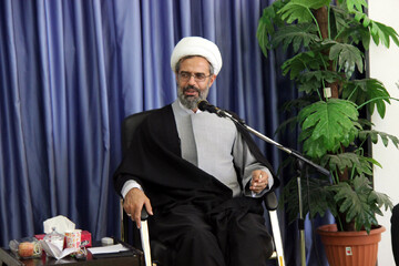 ائمه جمعه وظیفه راهبری فرهنگی و مقابله با آسیب‌های اجتماعی را بر عهده دارند
