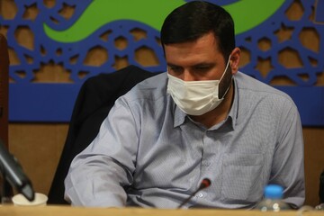 دشمن با همه توان به دنبال ناامید کردن جوانان از آینده کشور است