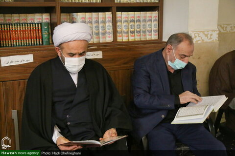بالصور/ إقامة مجلس تأبين للفقيد آية الله حسن زاده الآملي في العاصمة طهران