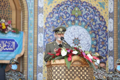 صبحگاه مشترک نیروهای مسلح در مسجد مقدس جمکران همزمان با سالروز آغاز امامت حضرت ولیعصر(عج)