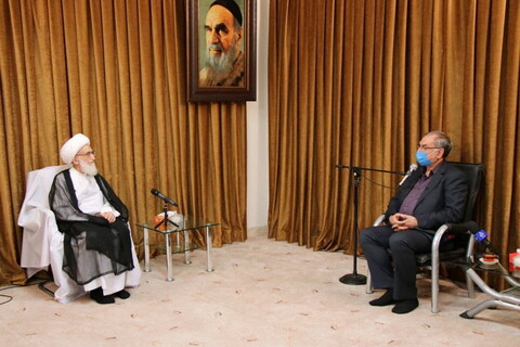 تصاویر / دیدار وزیر بهداشت با آیت الله العظمی نوری همدانی