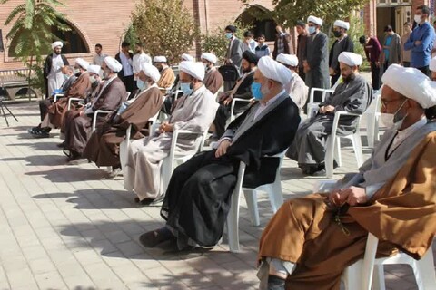 تصاویر/ اجتماع طلاب و روحانیون خوی در حمایت از مردم مظلوم افغانستان و محکومیت حملات تروریستی در این کشور