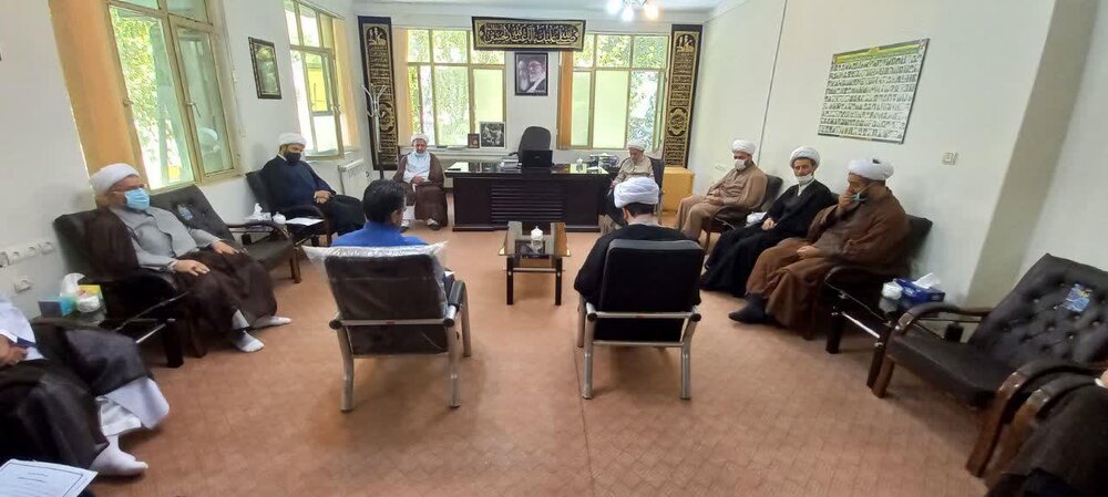 جلسه هماهنگی اجلاسیه شهدای روحانی استان ایلام