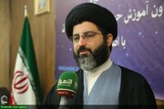ईरानी क़ौम दुनिया के उत्पीड़ित शियो के साथ हमेशा खड़ी रहेगी