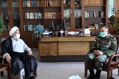 دیدار امیر سرتیپ حیدری با رئیس سازمان عقیدتی سیاسی ارتش