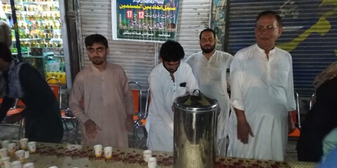 کوہاٹ جوانان علاقہ بنگش کی جانب سے عید میلاد النبی (ص) کے مرکزی جلوس میں سبیل اتحاد بین المسلمین کا اہتمام