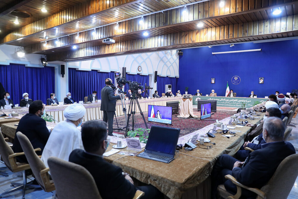 ईरान के इस्लामी गणराज्य में; 35 वें अंतर्राष्ट्रीय "इस्लामिक एकता सम्मेलन" का औपचारिक शुभारंभ + फोटो