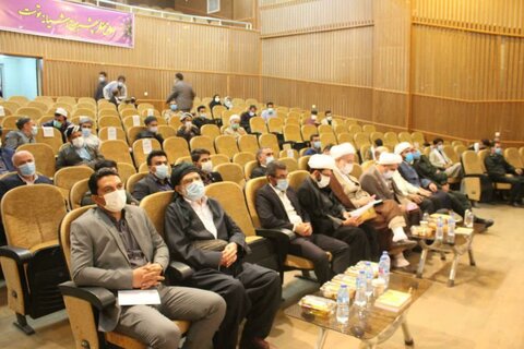تصاویر/ مراسم رونمایی از کتاب «اهل بیت رسول الله» با حضور نماینده ولی فقیه در کردستان