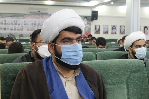 بالصور/ مؤتمر"الوحدة الإسلامية بين طلاب الشيعة وأهل السنة" في محافظة كردستان الإيرانية