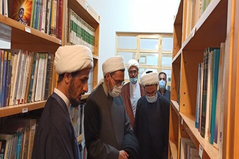 تصاویر/ بازدید امام جمعه اهل سنت کرمانشاه از مرکز تخصصی کلام اسلامی و تفسیر واحد کرمانشاه