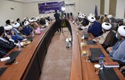 تصاویر/ نشست مسئولین و مدیران مدارس  علمیه هرمزگان با حضور ایت الله اعرافی