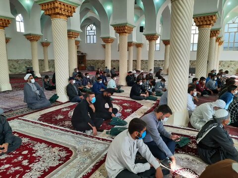 تصاویر/همایش وحدت علما و روحانیون شهرستان کامیاران